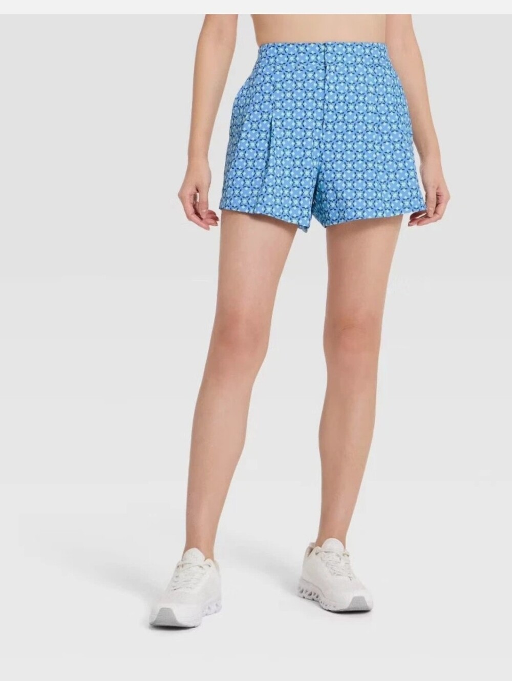 All In Motion Women Everyday High Rise Golf Shorts - Picture 2 of 4